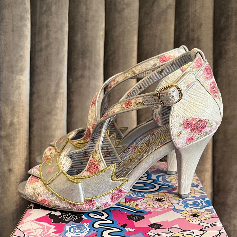 Irregular Choice Love and Marriage Heels - Picture 3 of 10